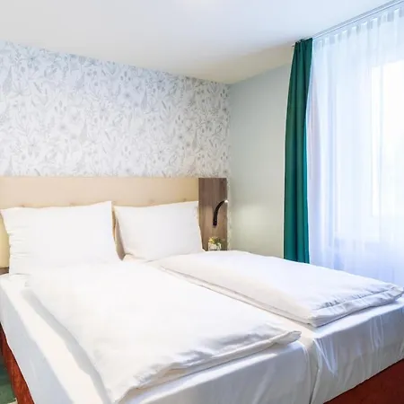 & Restaurant Hubertus Hotel *