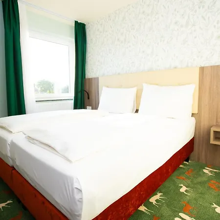 & Restaurant Hubertus * Sehnde